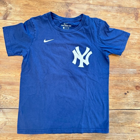 Nike‎ Gerrit Cole NY Yankees Kids T-Shirt Navy White Cole #45 Medium 10/12 EUC - Picture 1 of 5